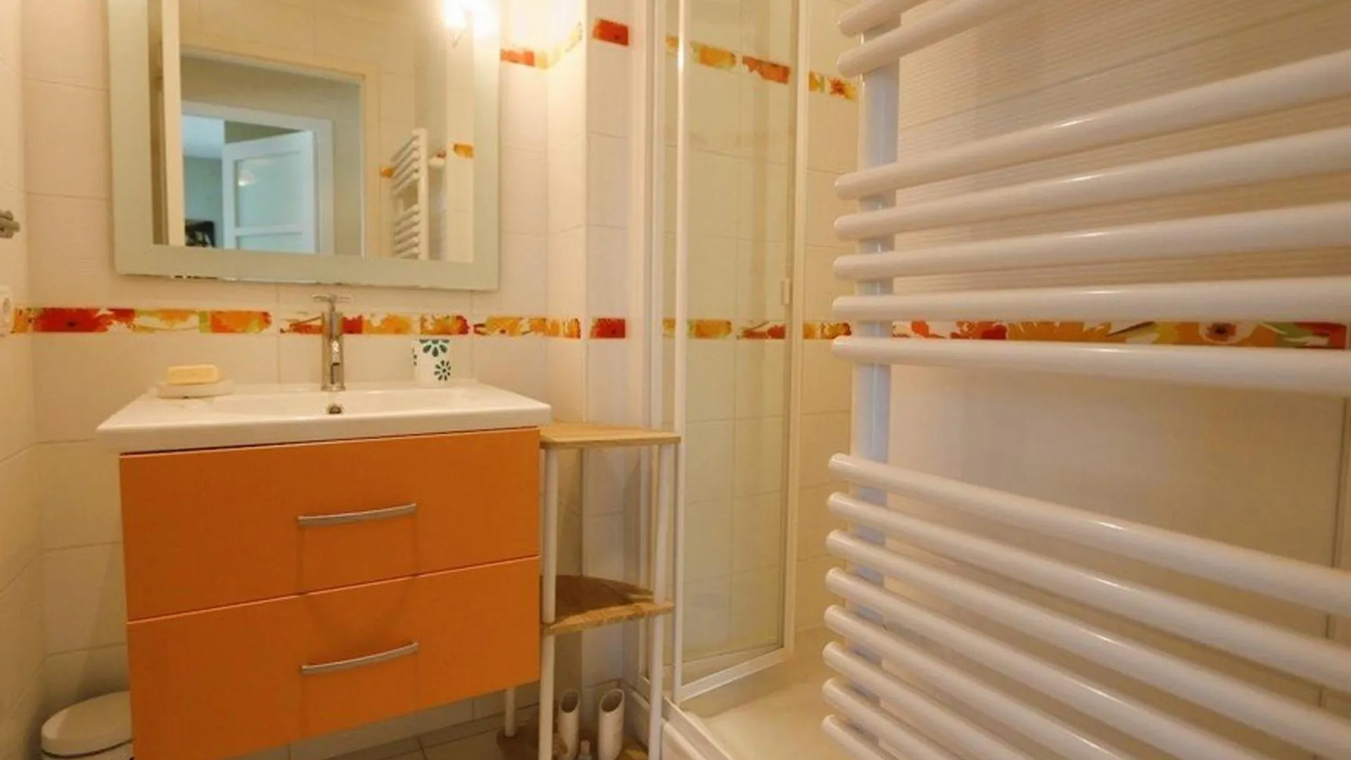Apartment Benodet, Appart. 3*, Plage A Pied, Parking Prive - Fr-1-481-52 France